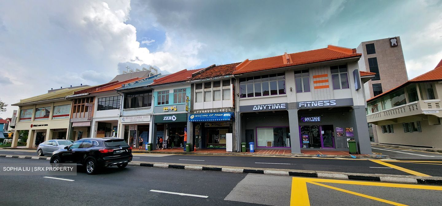 East Coast Road (D15), Shop House #393758571